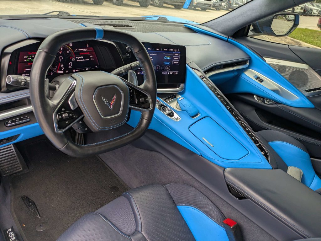 Used 2021 Chevrolet Corvette Stingray Premium Conv w/ Z51 Performance Package RWD image 15