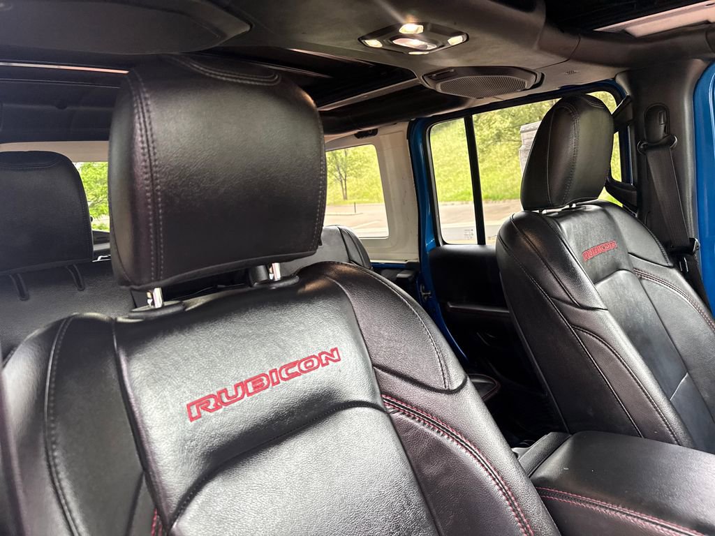 Used 2021 Jeep Wrangler Unlimited Rubicon AWD/4WD image 32