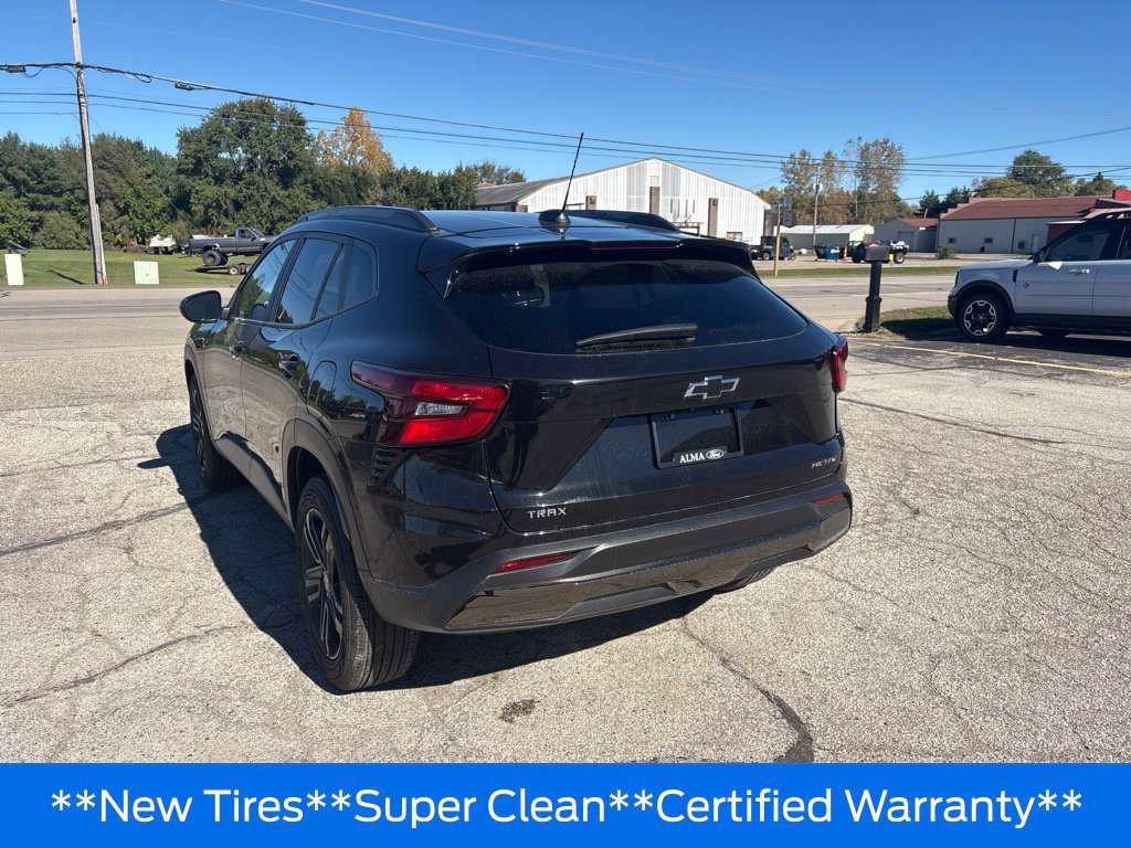 Used 2024 Chevrolet Trax ACTIV FWD image 33