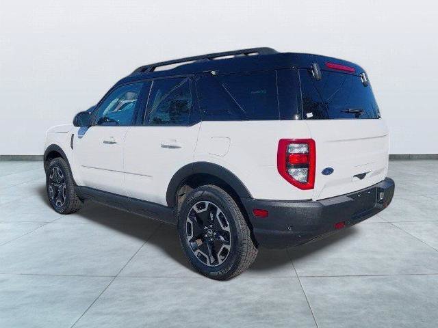 Certified 2023 Ford Bronco Sport Outer Banks w/ Tech Package AWD/4WD image 5