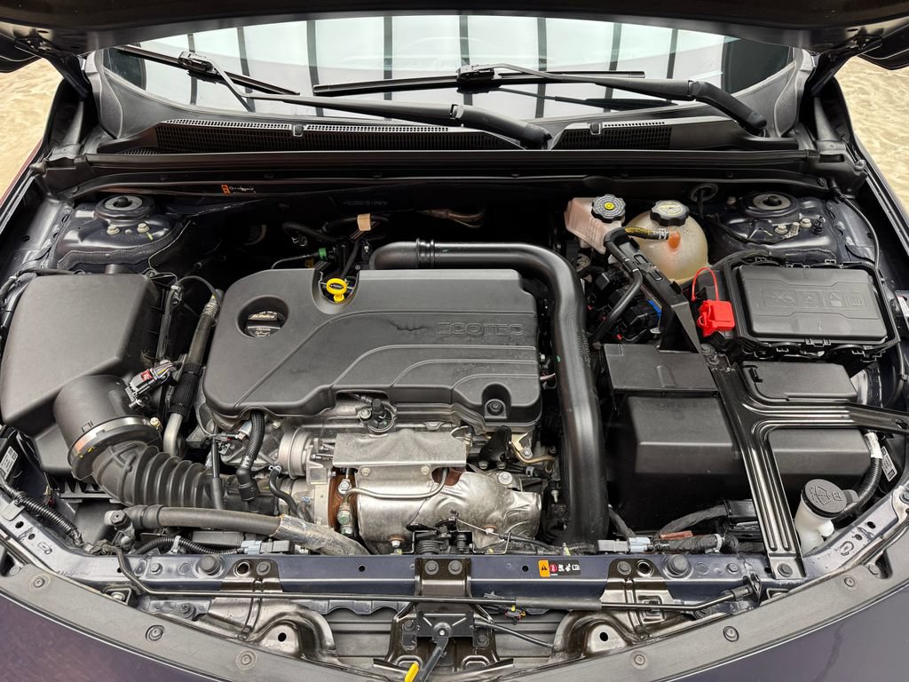 Used 2025 Chevrolet Malibu LT FWD image 29