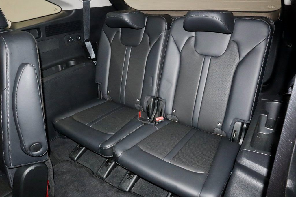 Used 2025 Kia Sorento SX image 24