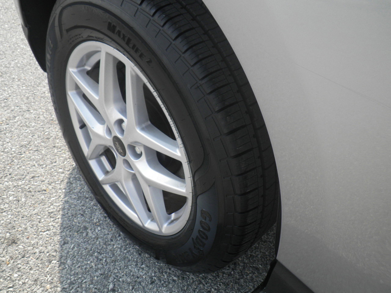 Certified 2024 Ford Edge SEL image 9