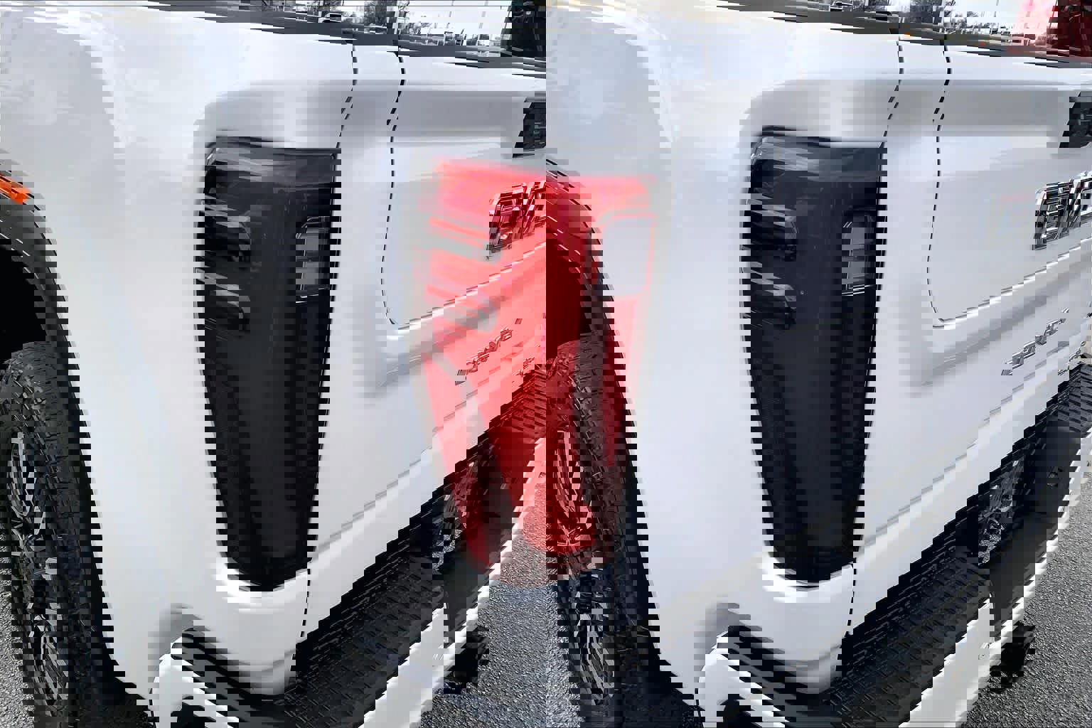 Used 2025 GMC Sierra 2500 Denali Ultimate image 26