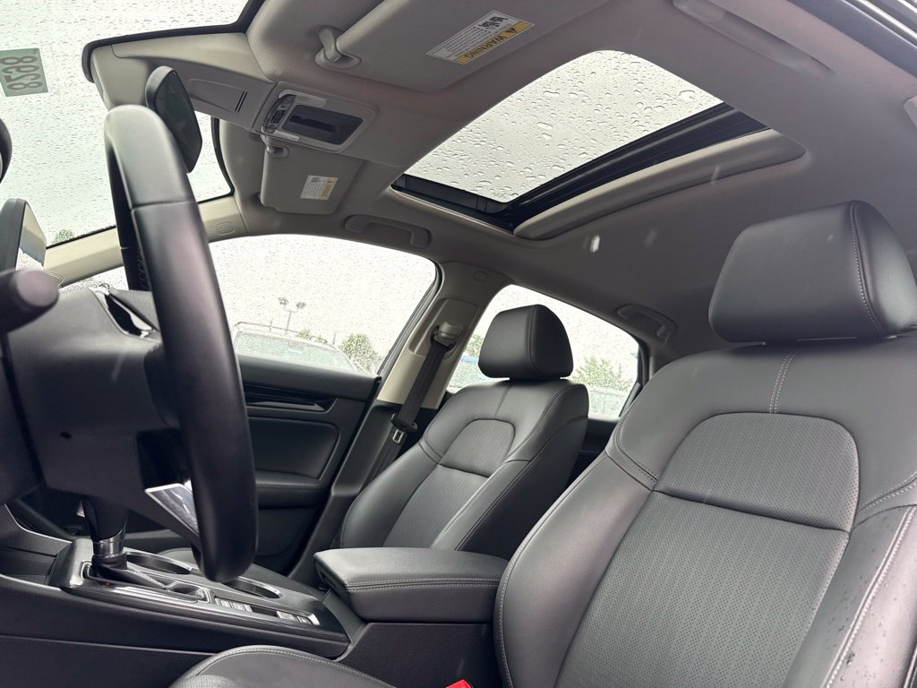 Used 2024 Honda Civic EX-L image 17