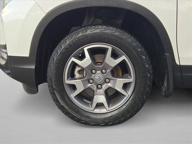Used 2023 Honda Passport TrailSport image 25