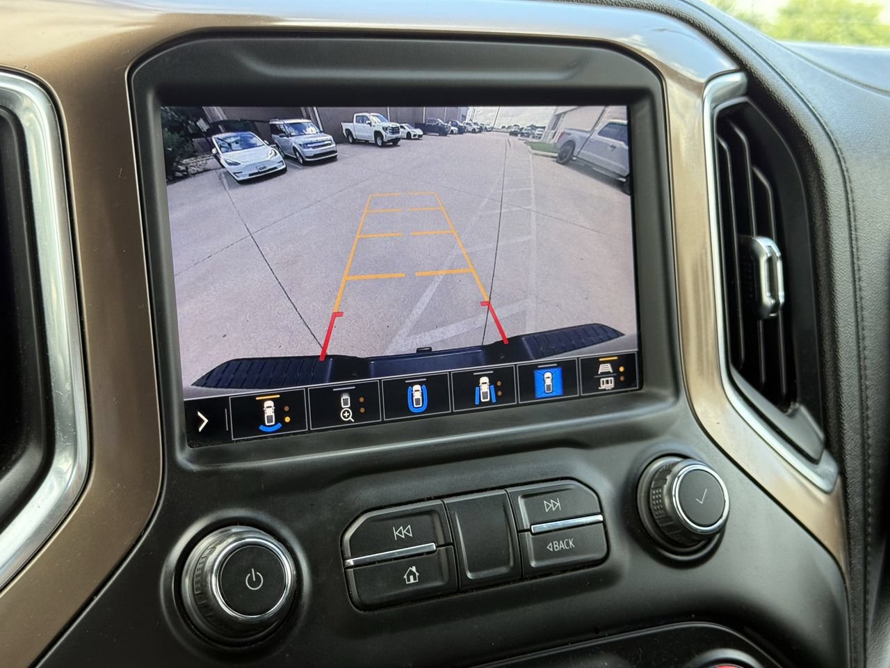 Used 2021 Chevrolet Silverado 3500 High Country w/ Z71 Off-Road Package AWD/4WD image 18