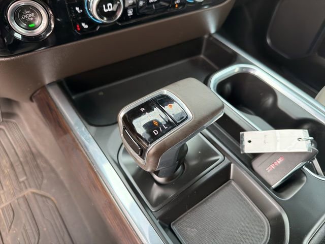 Used 2023 GMC Sierra 1500 SLT w/ SLT Premium Package image 9