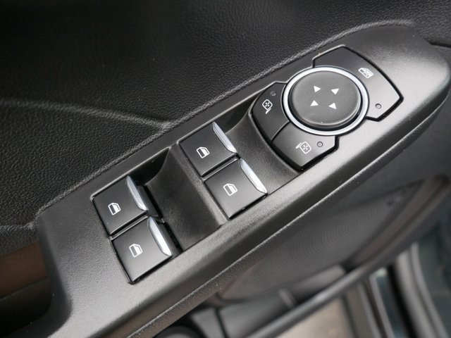 Certified 2022 Ford Escape SE w/ SE Sport Appearance Package image 10