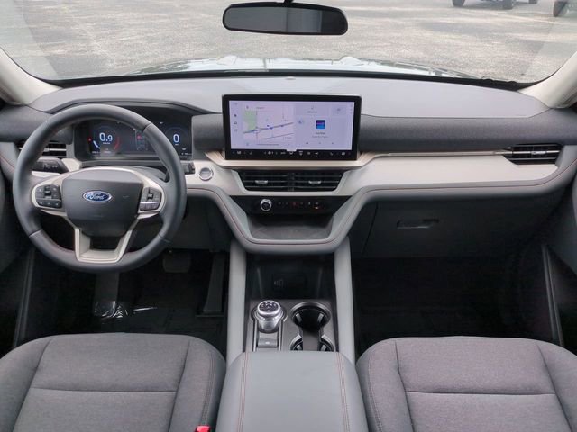 Certified 2026 Ford Explorer Active RWD image 17
