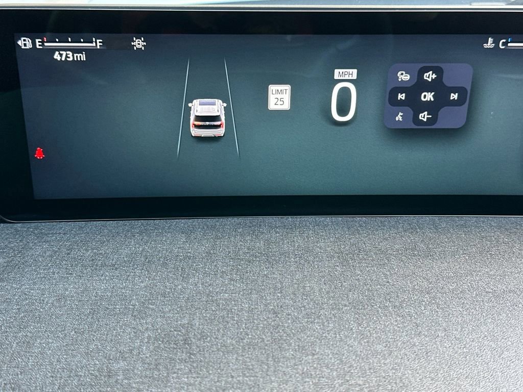 Certified 2025 Ford Expedition Active image 26