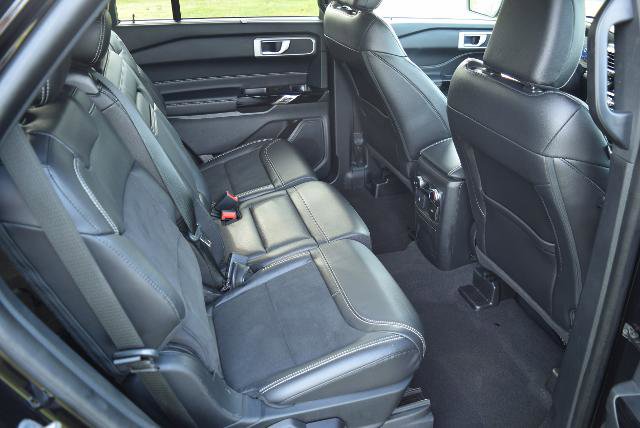 Certified 2022 Ford Explorer ST w/ ST High-Performance Pack AWD/4WD image 14