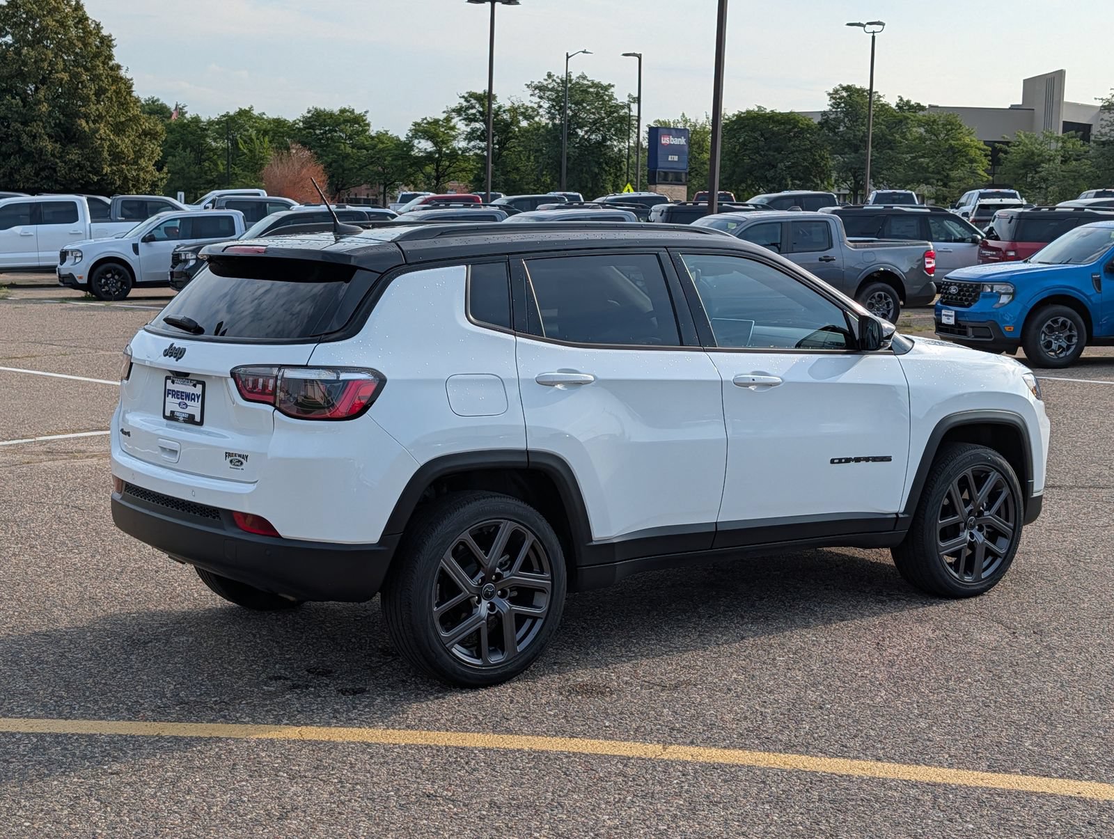 Used 2026 Jeep Compass Limited AWD/4WD image 6