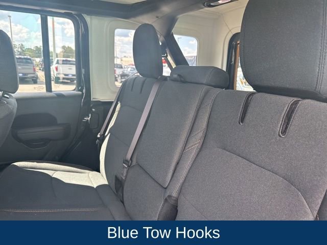 Used 2024 Jeep Wrangler Unlimited image 16