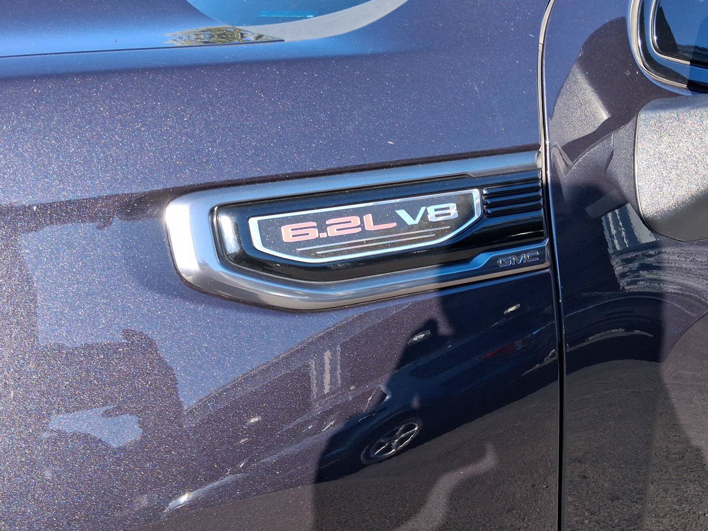 Used 2022 GMC Sierra 1500 AT4 w/ AT4 Preferred Package AWD/4WD image 9