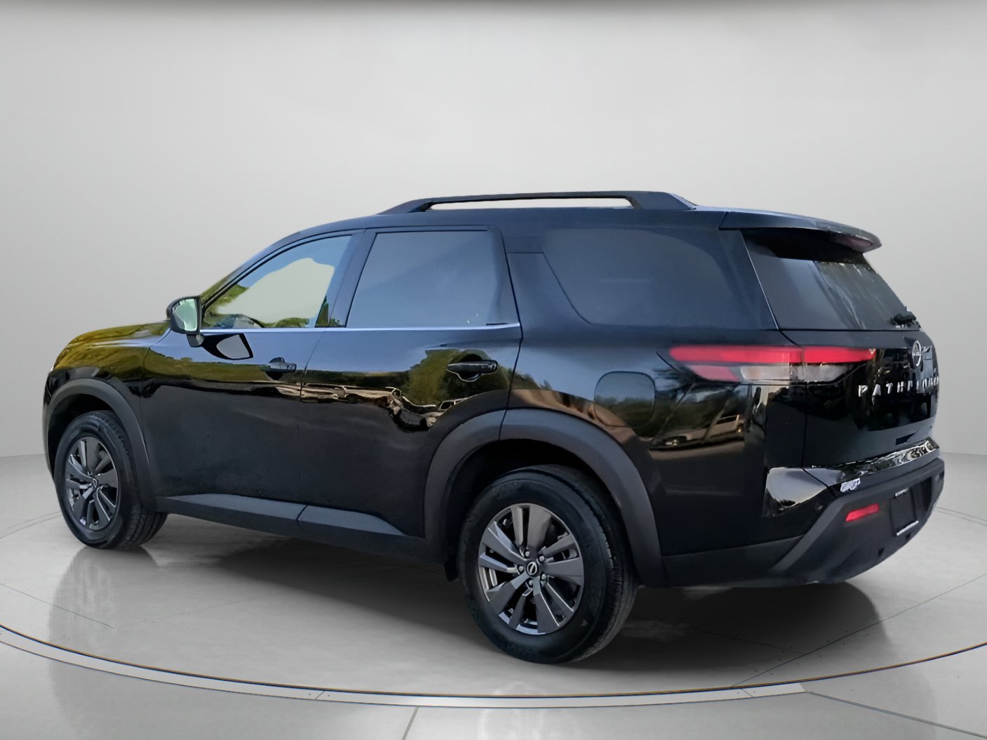 Used 2024 Nissan Pathfinder SV FWD image 20