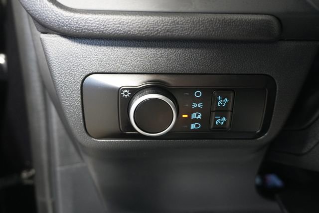 Certified 2025 Ford Escape Active AWD/4WD image 16