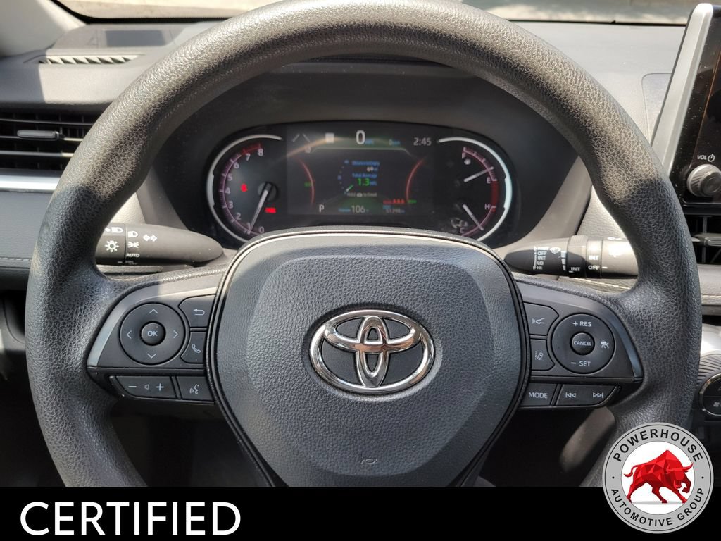 Used 2024 Toyota RAV4 XLE FWD image 32