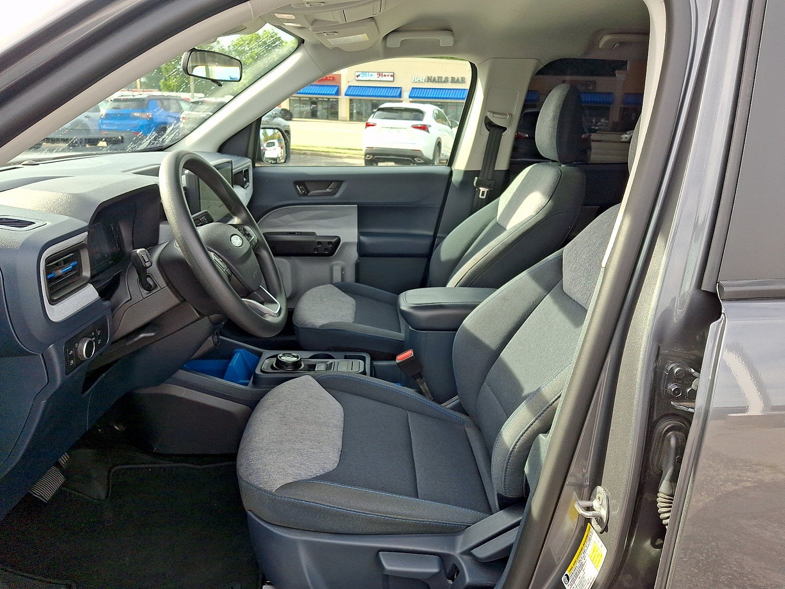 Certified 2025 Ford Maverick XLT FWD image 12