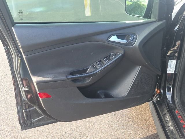 Certified 2017 Ford Focus ST w/ Equipment Group 402A FWD image 21