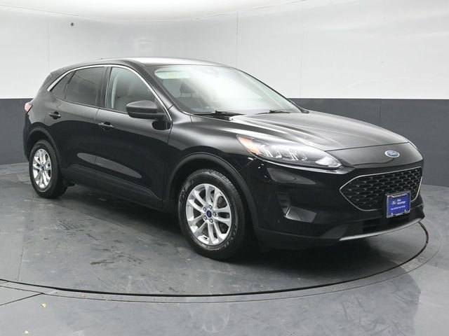 Certified 2022 Ford Escape SE w/ Cold Weather Package