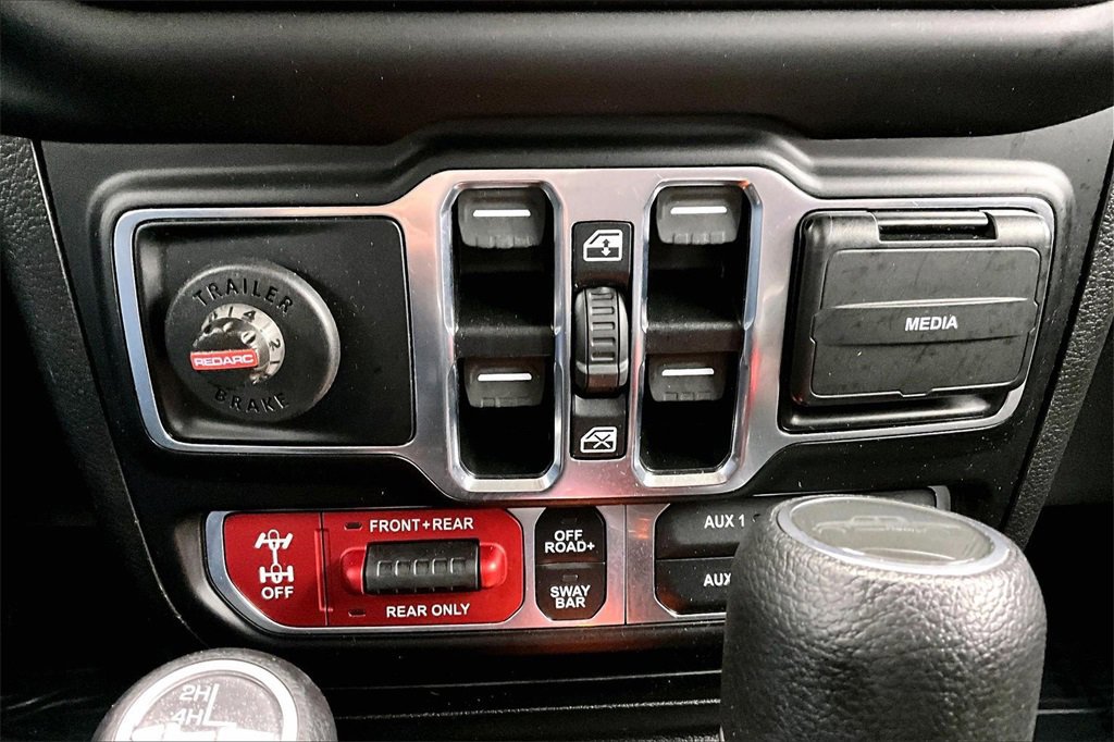 Used 2021 Jeep Gladiator Rubicon w/ Cold Weather Group image 33