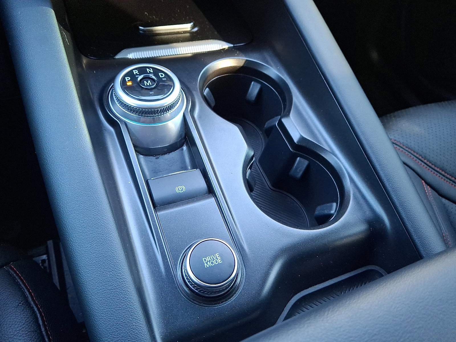 Certified 2025 Ford Explorer ST image 15