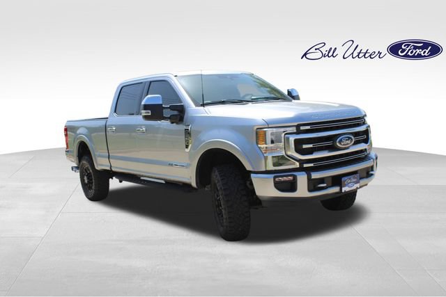 Certified 2022 Ford F250 Platinum w/ Tremor Off-Road Package AWD/4WD image 3