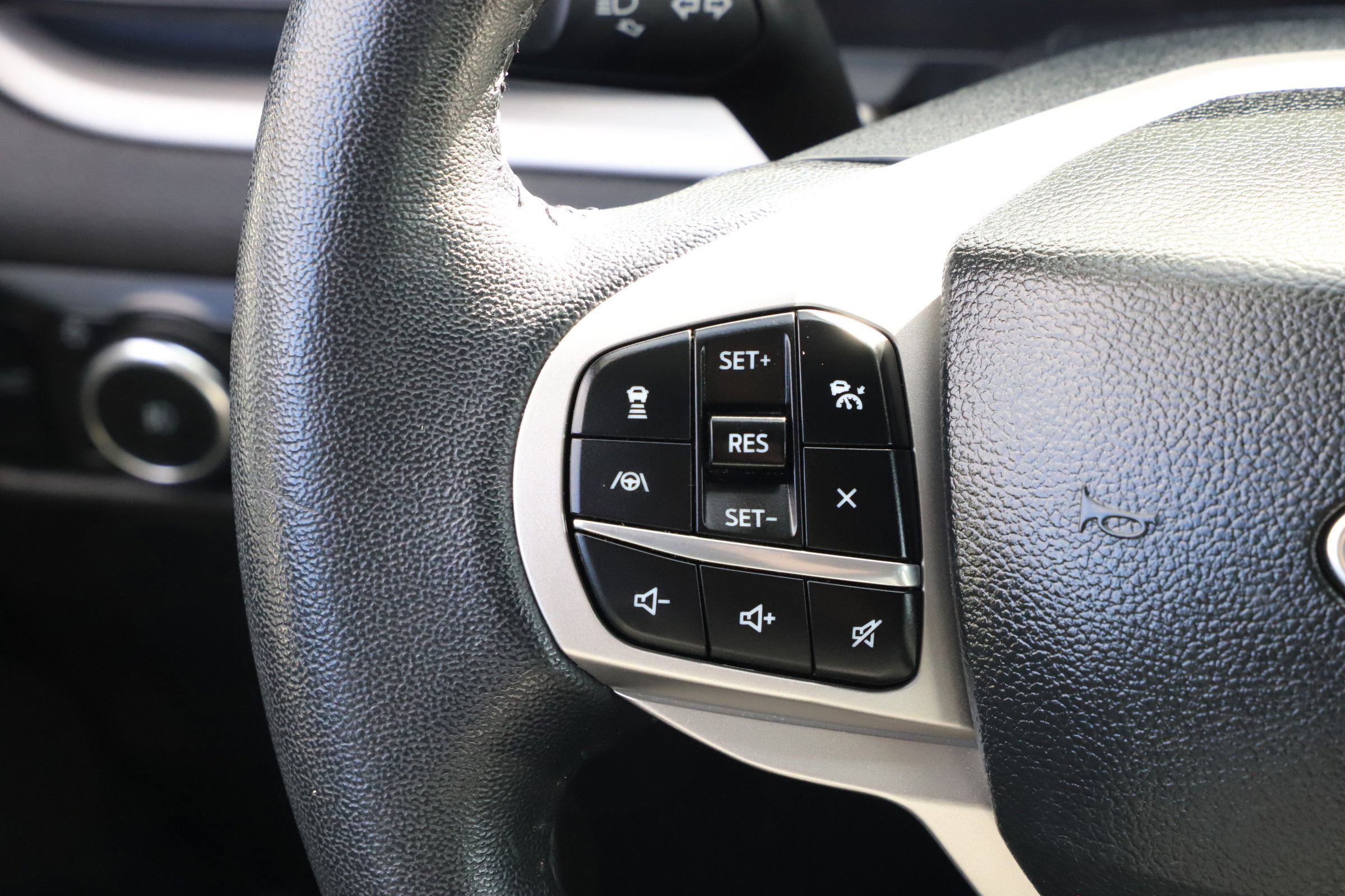 Certified 2023 Ford Explorer XLT w/ Equipment Group 202A image 24