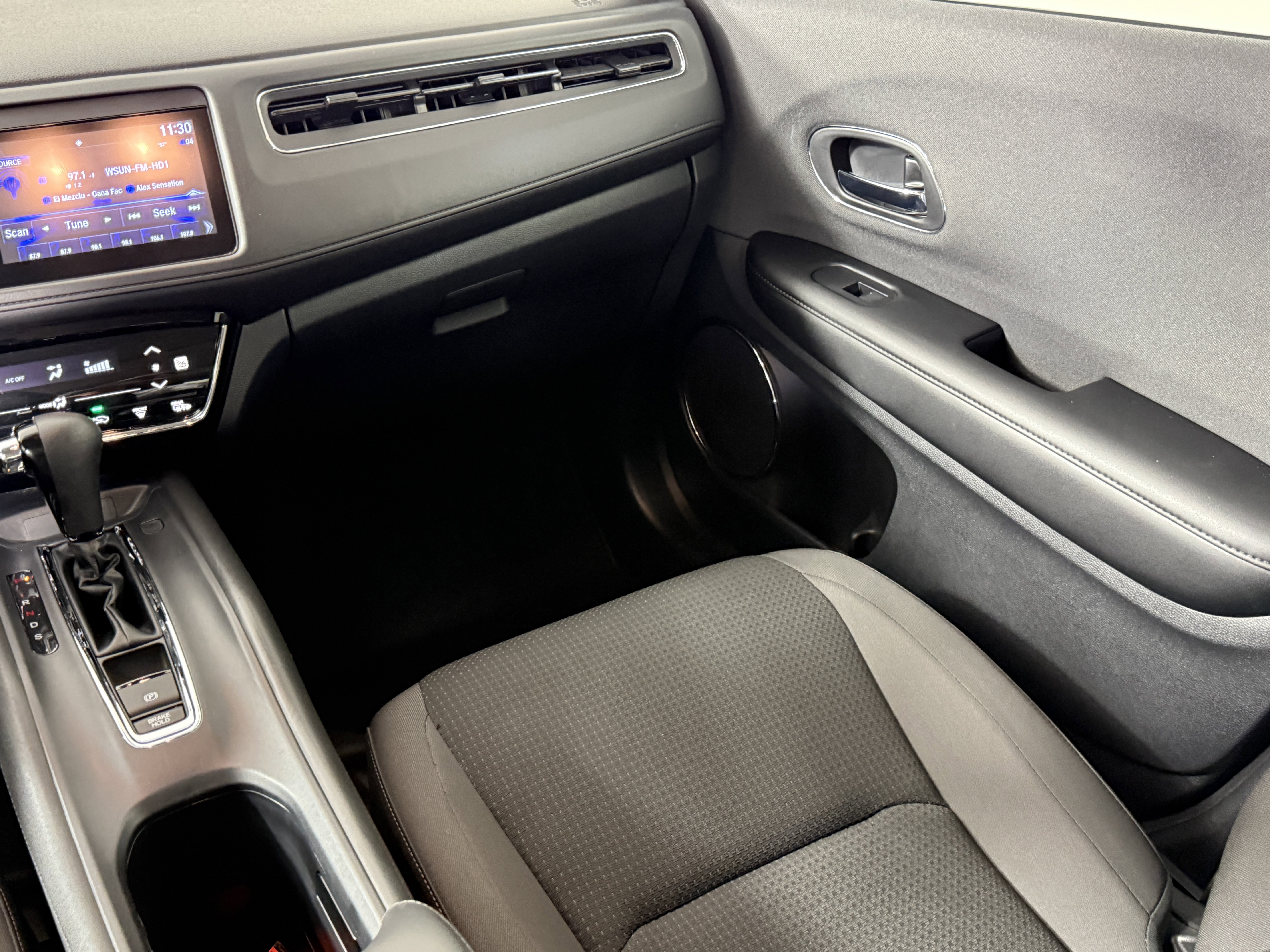 Used 2021 Honda HR-V EX image 14