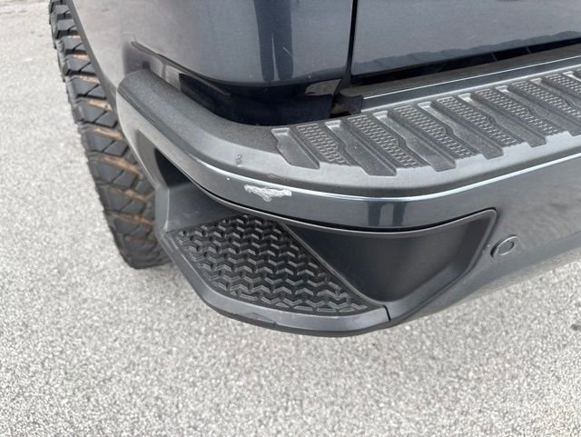 Used 2020 Chevrolet Silverado 2500 High Country w/ Technology Package AWD/4WD image 9