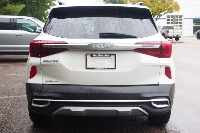 Used 2023 Kia Seltos S w/ Navigation Package FWD image 6