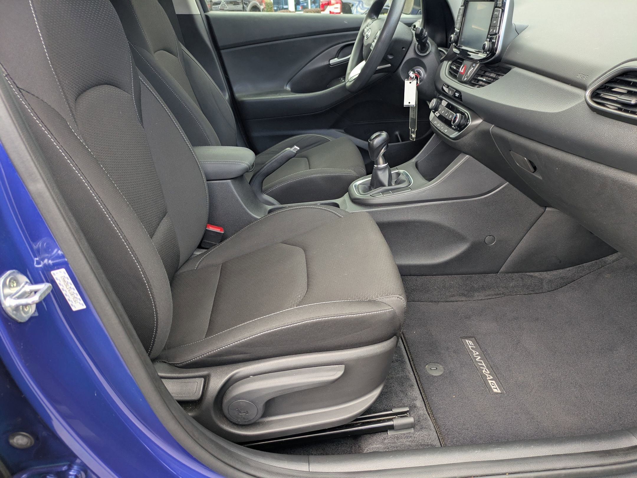 Used 2018 Hyundai Elantra GT image 33