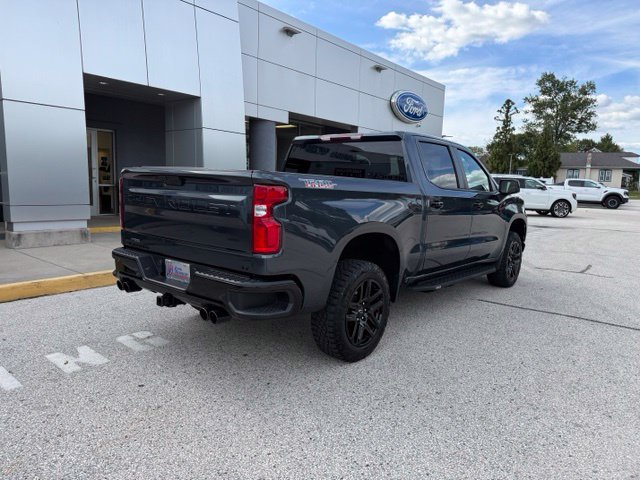 Used 2021 Chevrolet Silverado 1500 LT Trail Boss w/ Bed Protection Package AWD/4WD image 15