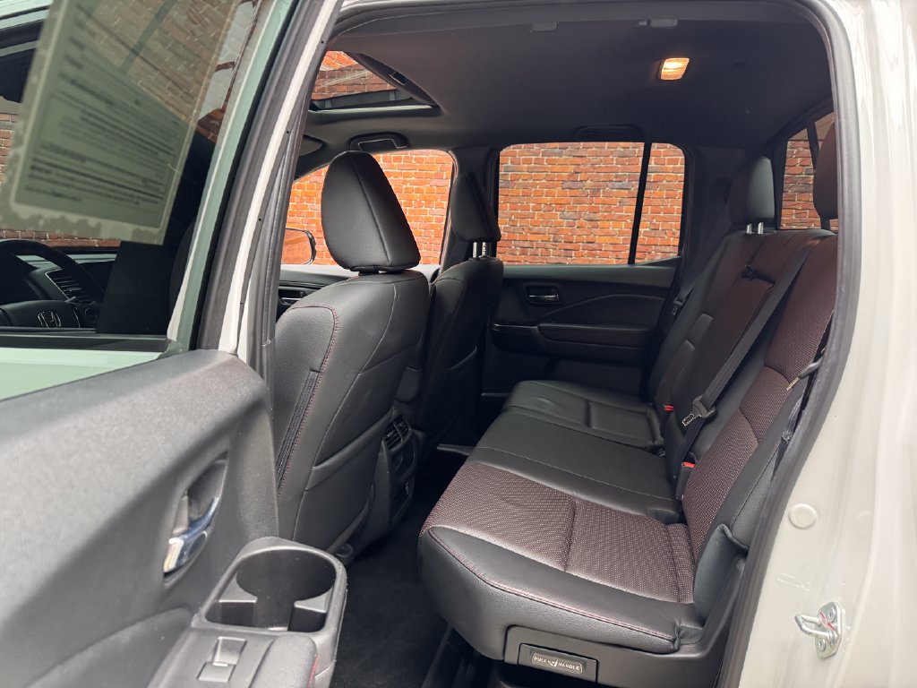 Used 2021 Honda Ridgeline Black Edition image 25