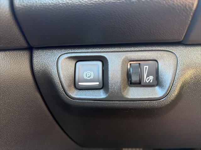 Used 2020 GMC Acadia SLE image 19