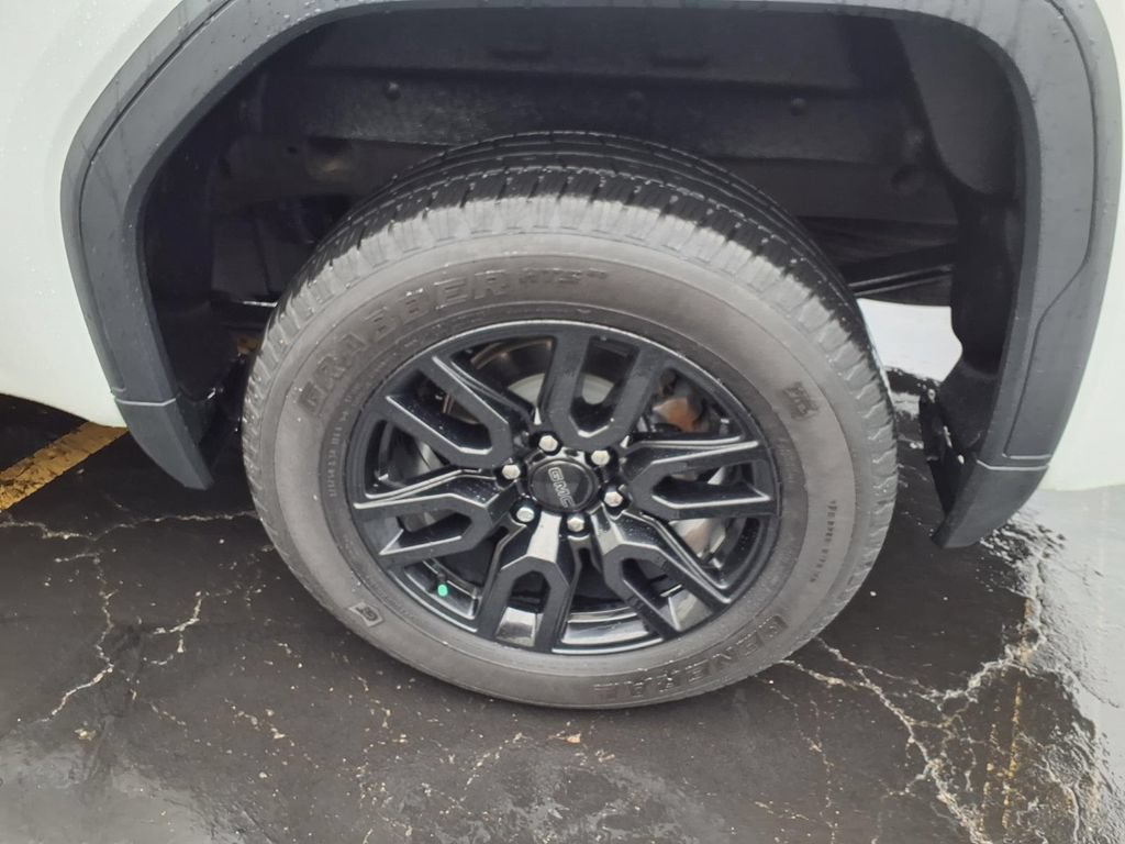 Used 2023 GMC Sierra 1500 Pro w/ Graphite Edition AWD/4WD image 32