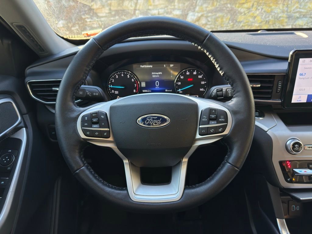 Certified 2022 Ford Explorer XLT w/ Equipment Group 202A image 20