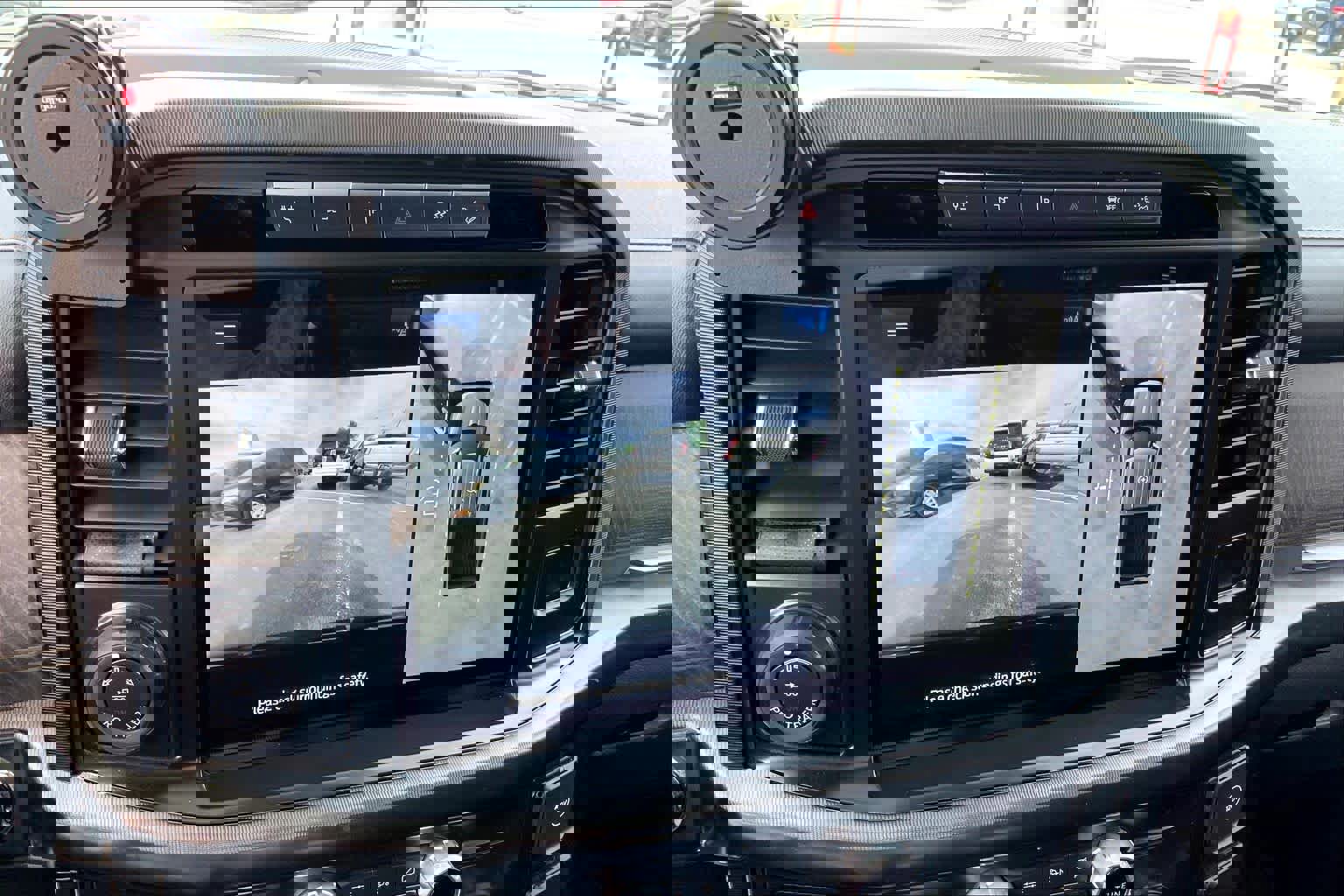 Certified 2021 Ford F150 Platinum w/ Equipment Group 701A High image 24