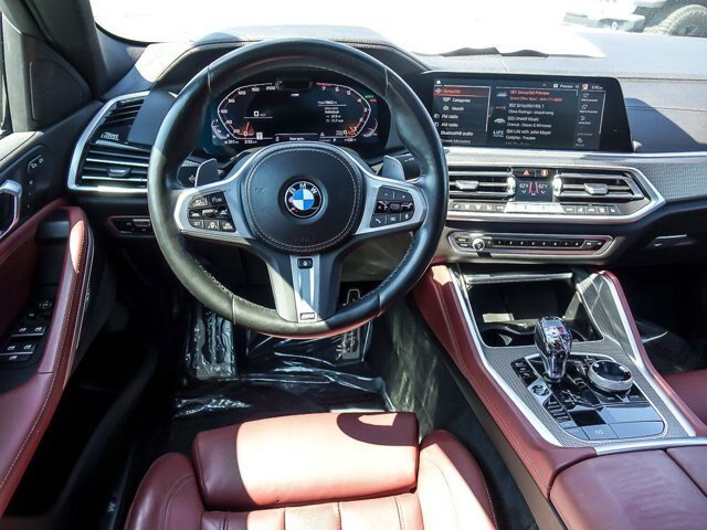 Used 2022 BMW X6 xDrive40i w/ Executive Package AWD/4WD image 19