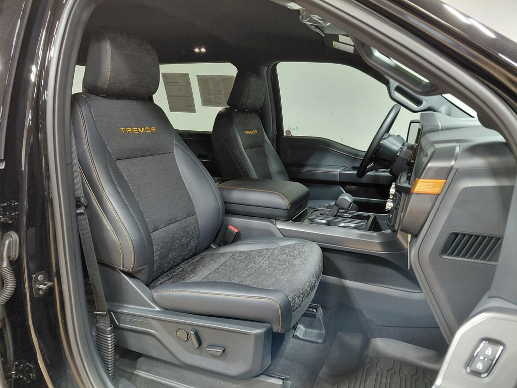 Certified 2025 Ford F150 Tremor AWD/4WD image 29