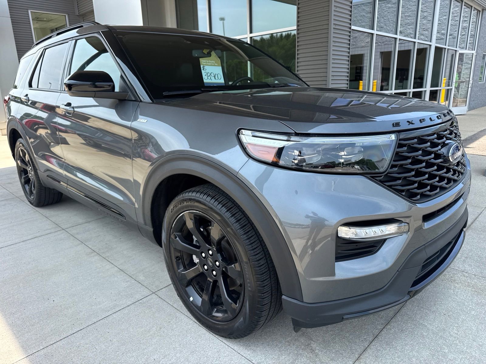 Certified 2024 Ford Explorer ST-Line w/ Class IV Trailer Tow Package AWD/4WD image 10