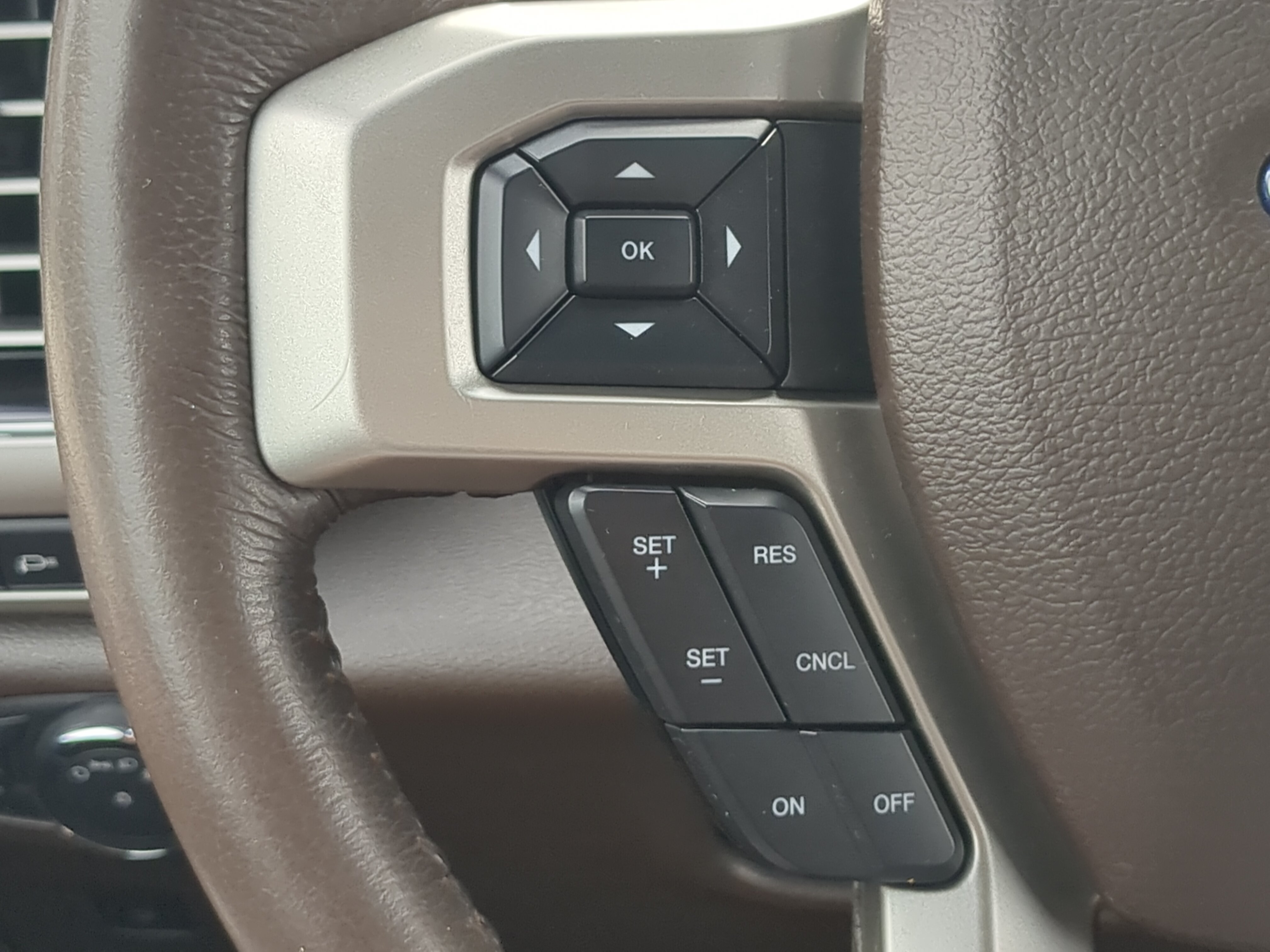 Certified 2021 Ford F250 King Ranch w/ King Ranch Ultimate Package AWD/4WD image 24