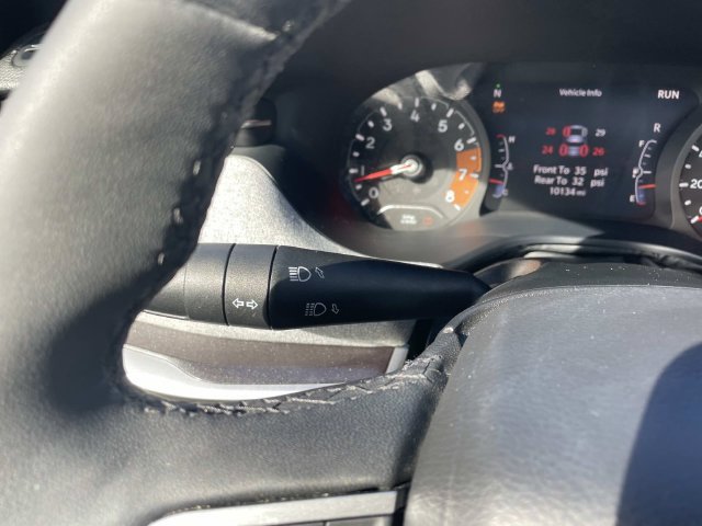 Used 2023 Jeep Compass Latitude w/ Sun and Sound Group AWD/4WD image 41