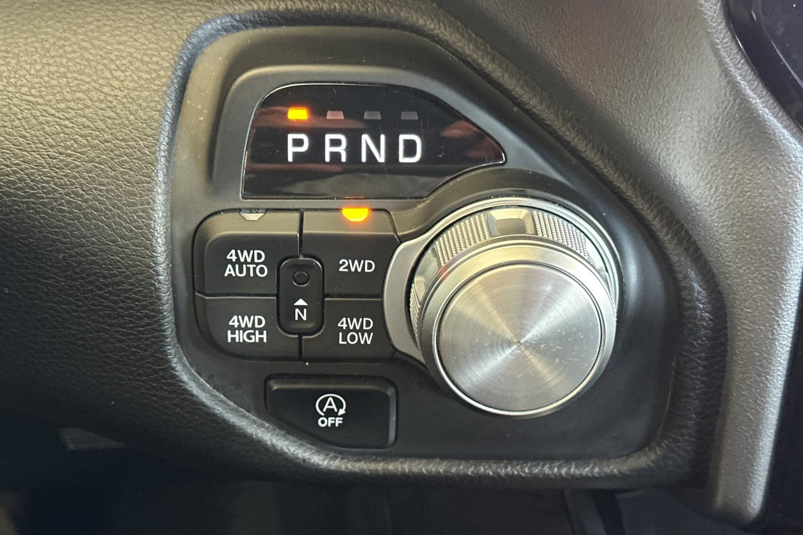 Used 2025 RAM 1500 Laramie AWD/4WD image 22