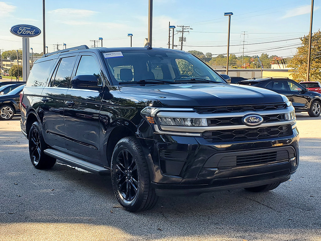 Certified 2024 Ford Expedition Max XLT AWD/4WD image 3