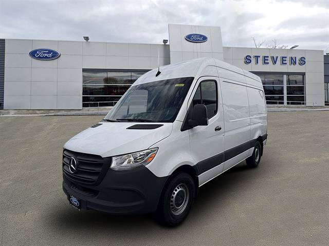 Used 2023 Mercedes-Benz Sprinter 2500 image 2