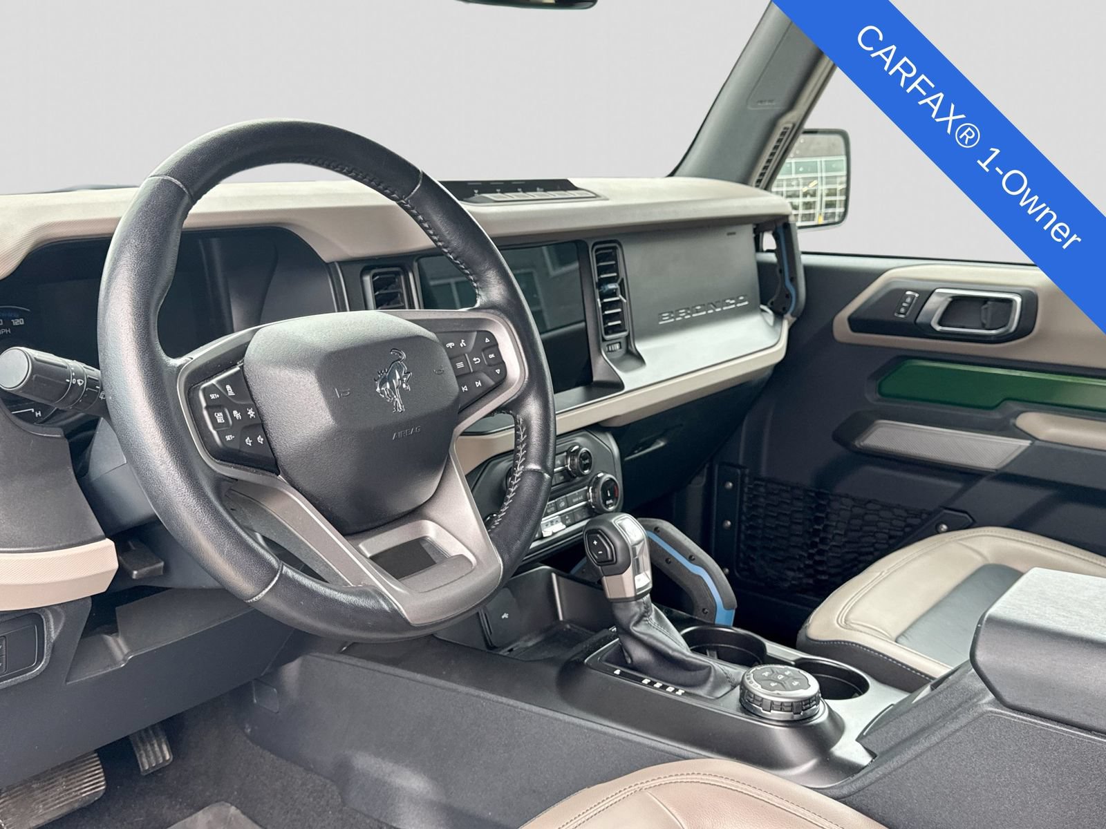 Certified 2022 Ford Bronco Wildtrak AWD/4WD image 2