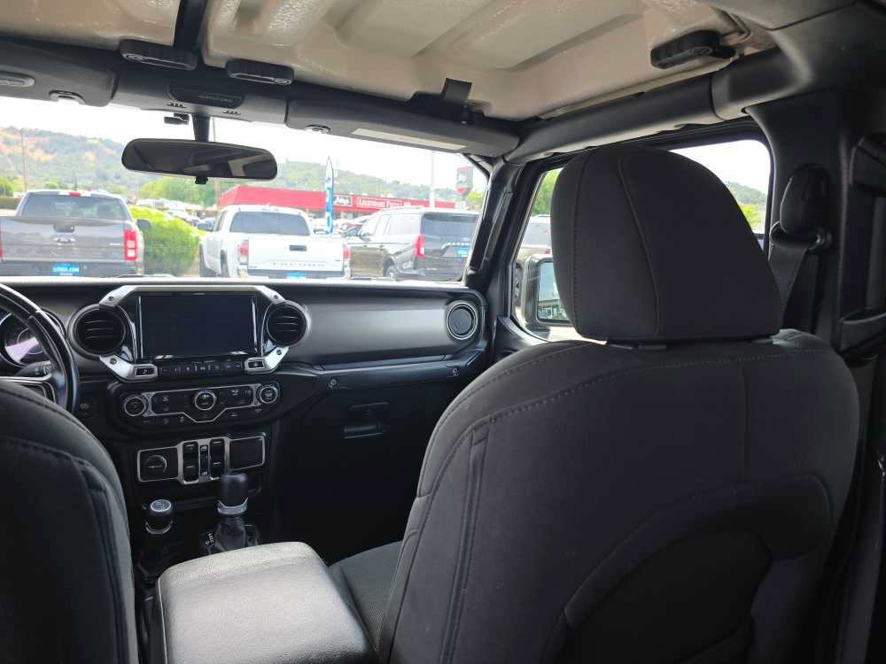 Used 2020 Jeep Gladiator Sport w/ Quick Order Package 24S AWD/4WD image 14