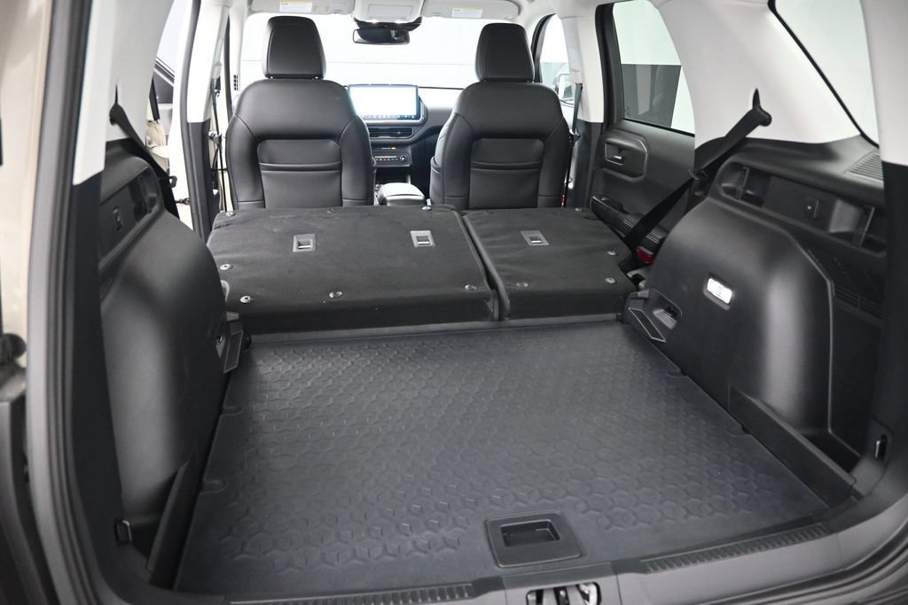 Certified 2025 Ford Bronco Sport Outer Banks w/ Outer Banks Tech Package+ AWD/4WD image 10